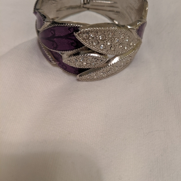 Bracelet - Picture 5 of 9